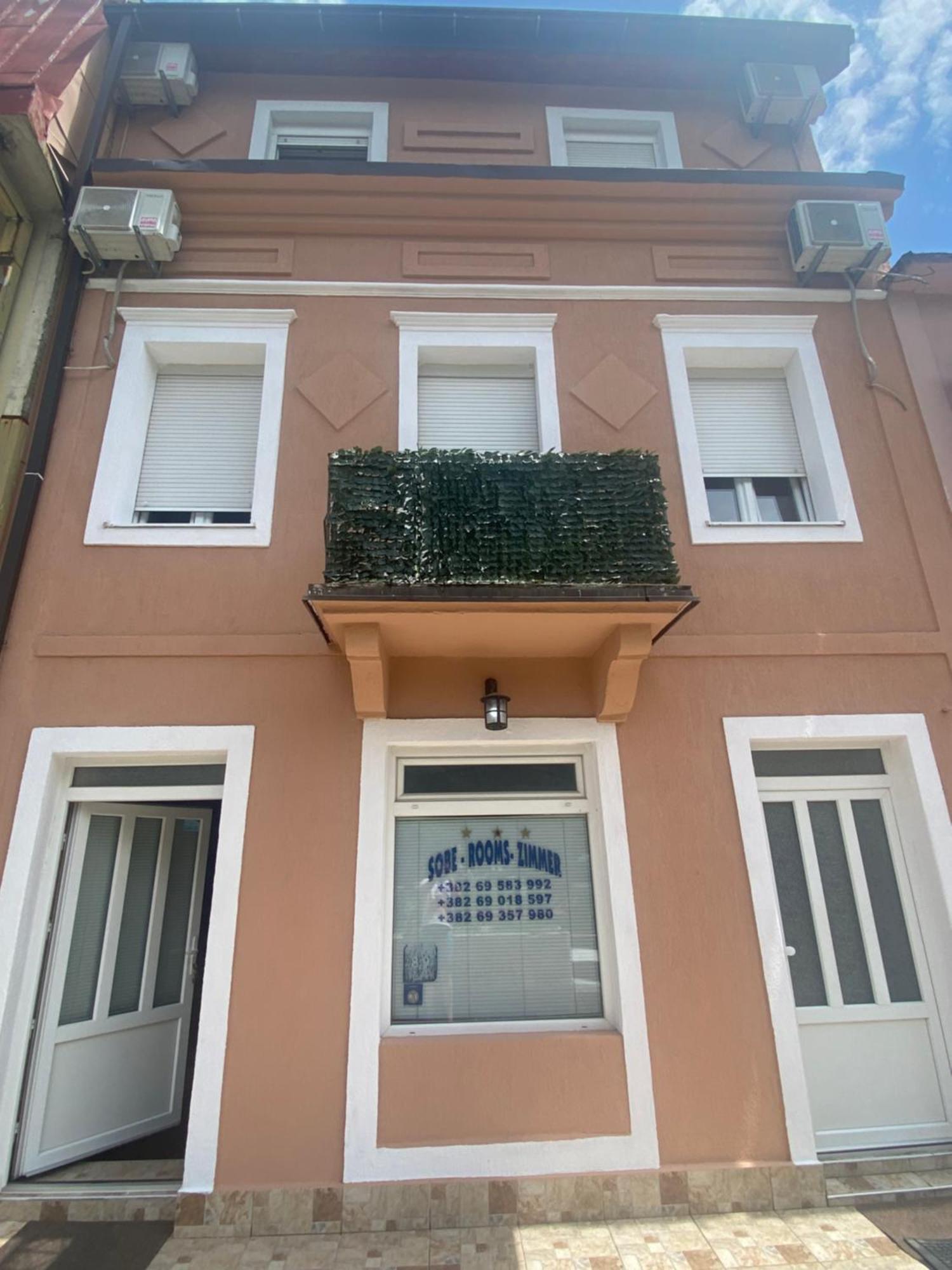 Apartments Bokan Цетинє Екстер'єр фото